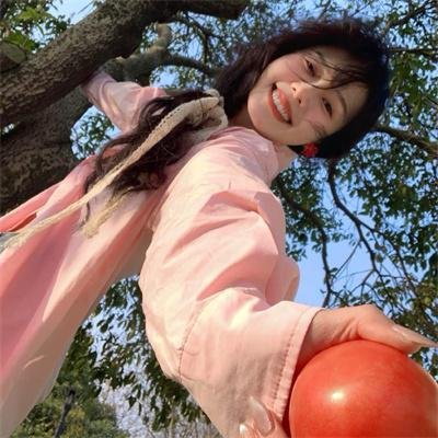 黑影窥窗