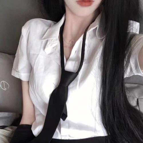 神秘蜡像馆